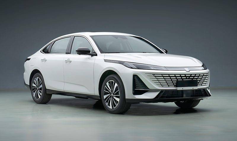 新款長安逸動轎車申報圖曝光,細節升級,燃油與插混雙版本來襲