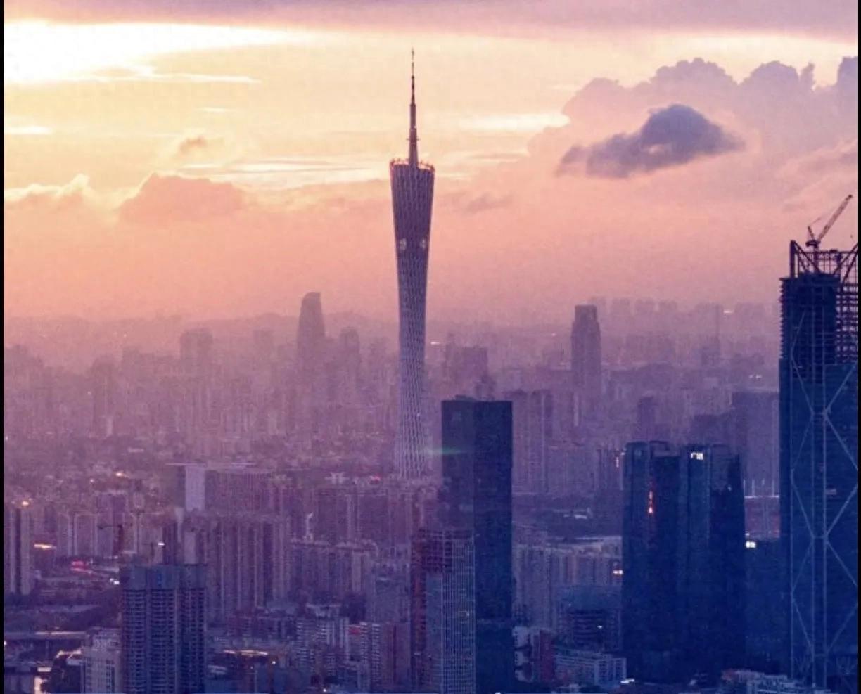 廣州房地產(chǎn)新政后:普通階層如何應(yīng)對房價變化,幾個策略供你參考