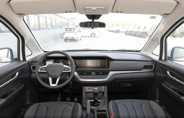 預算7萬想買MPV?這款6/7座神車,你絕對沒聽過但真香!