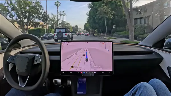 特斯拉輔助駕駛排第一：懂車帝這個測試有意義嗎
